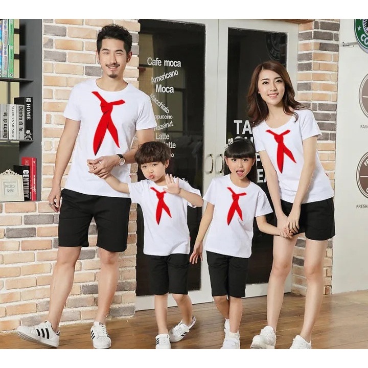 FAM DASI PITA Kaos Couple Keluarga Kembaran Seragam Serasi Gambar Lucu Dasi Pita Papa Mama Adek Kaka