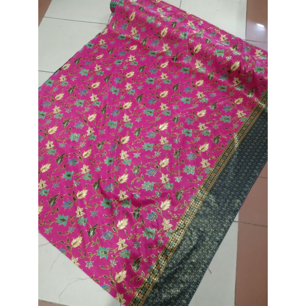 BAHAN KAIN BATIK METERAN JENIS BAHAN ( SILK )