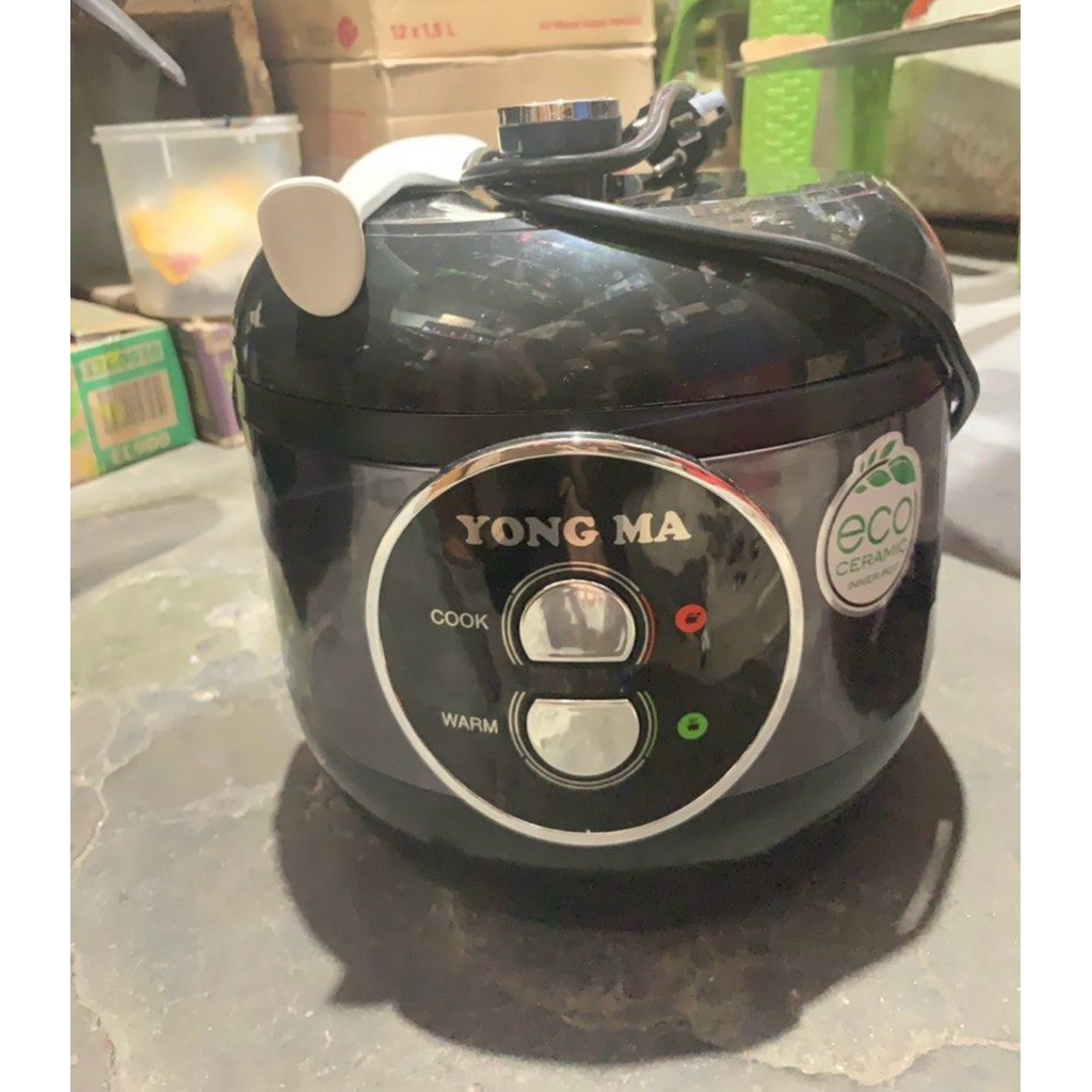 Rice Cooker Yong Ma 2 Liter preloved