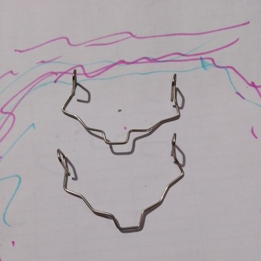 kawat klip penahanan bohlam lampu depan h4 toyota innova gren barong