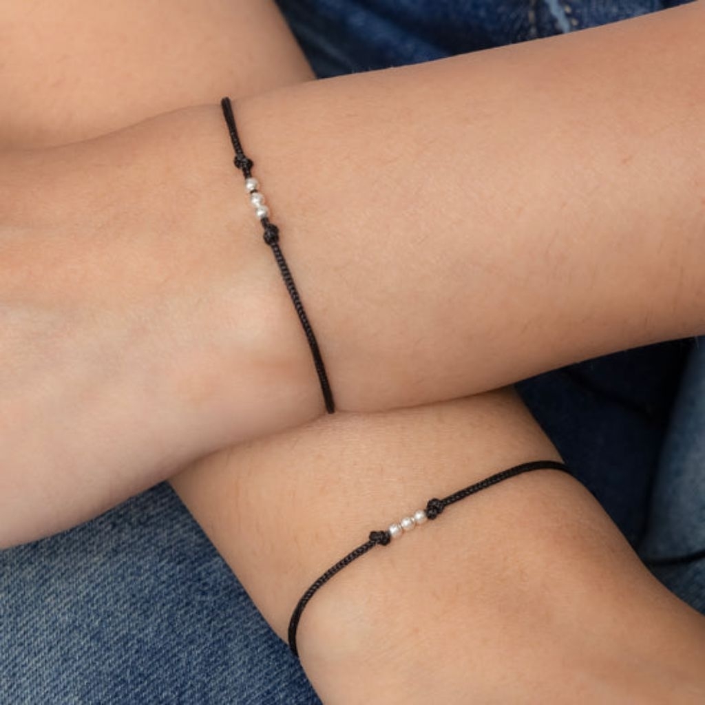 Gelang Korea Hitam Manik Spacer Bulat