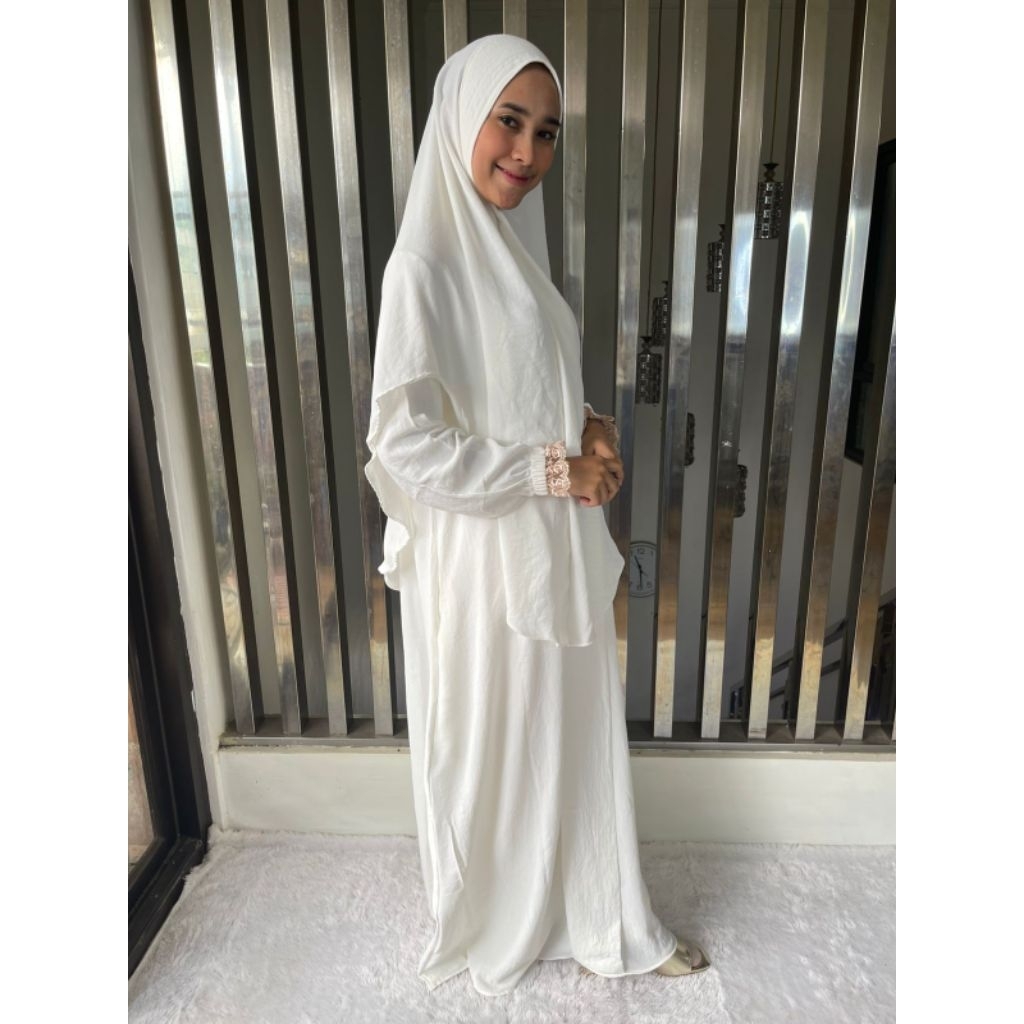 ONE SET GAMIS HIJAB SYARI UMRAH HAJI WANITA
