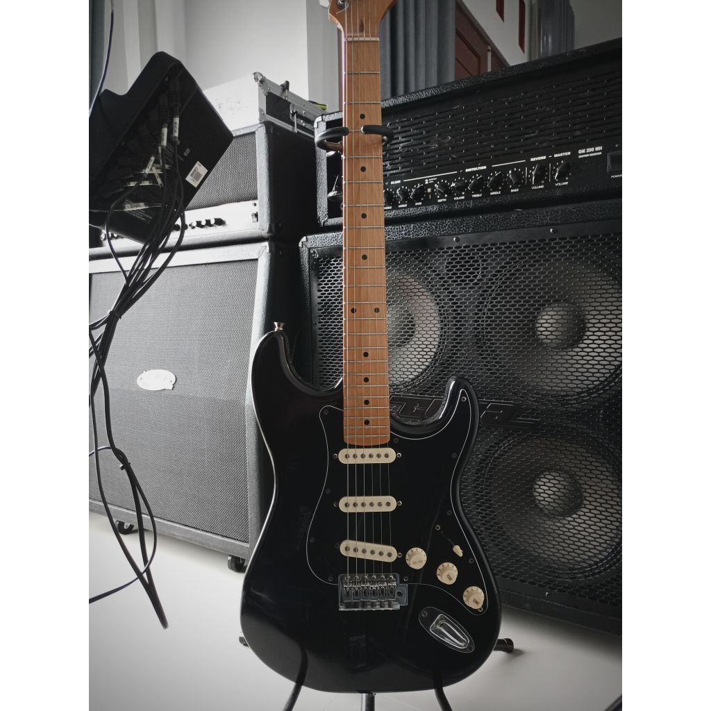 GITAR LEGACY MODEL STRATOCASTER (TERJUAL)