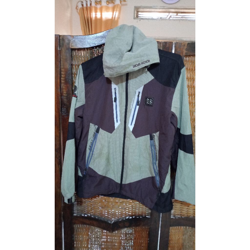 obral Jaket