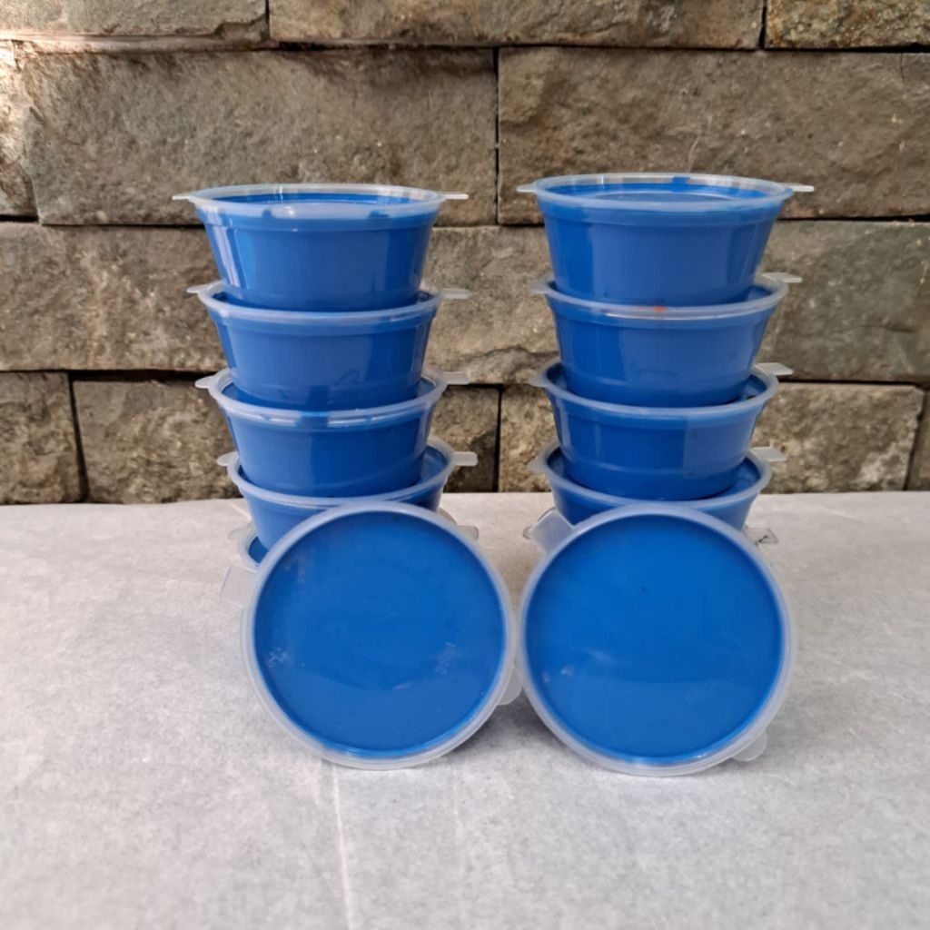 Tinta/cat Cemani Toka untuk layangan