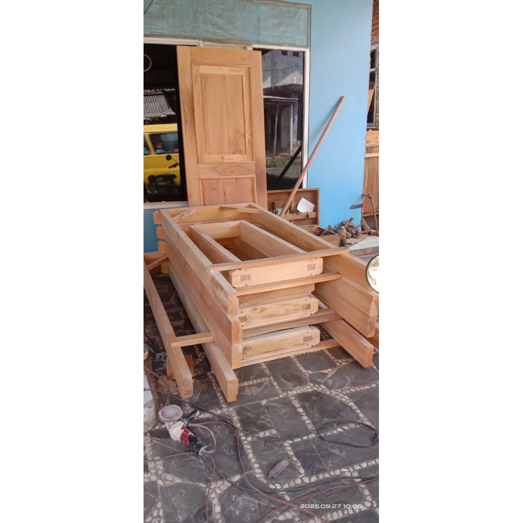 kusen pintu kayu mahoni