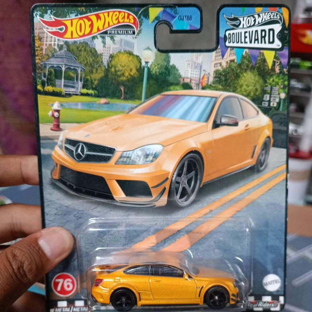 Hot wheels 12 Mercedes-benz c 63 amg coupe black series