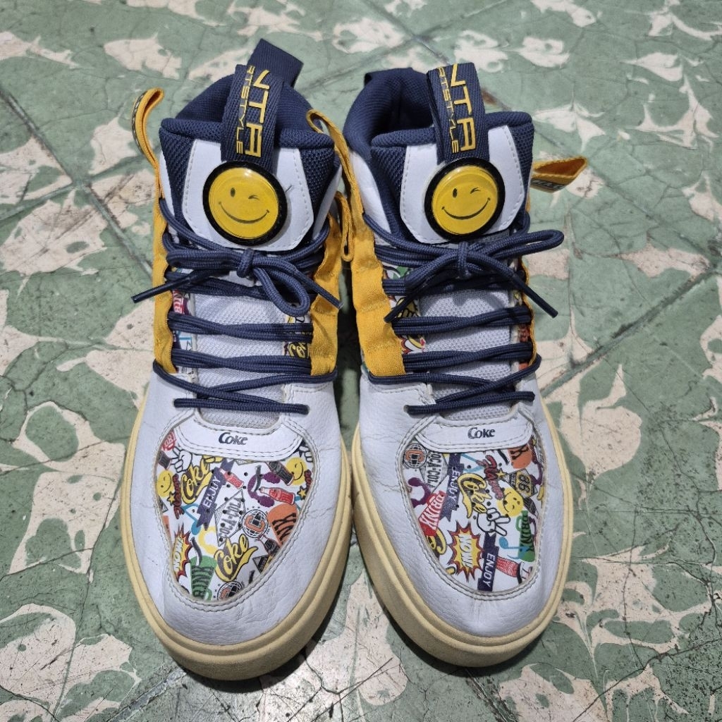 Sepatu Anta X coca-Cola Pria(41)