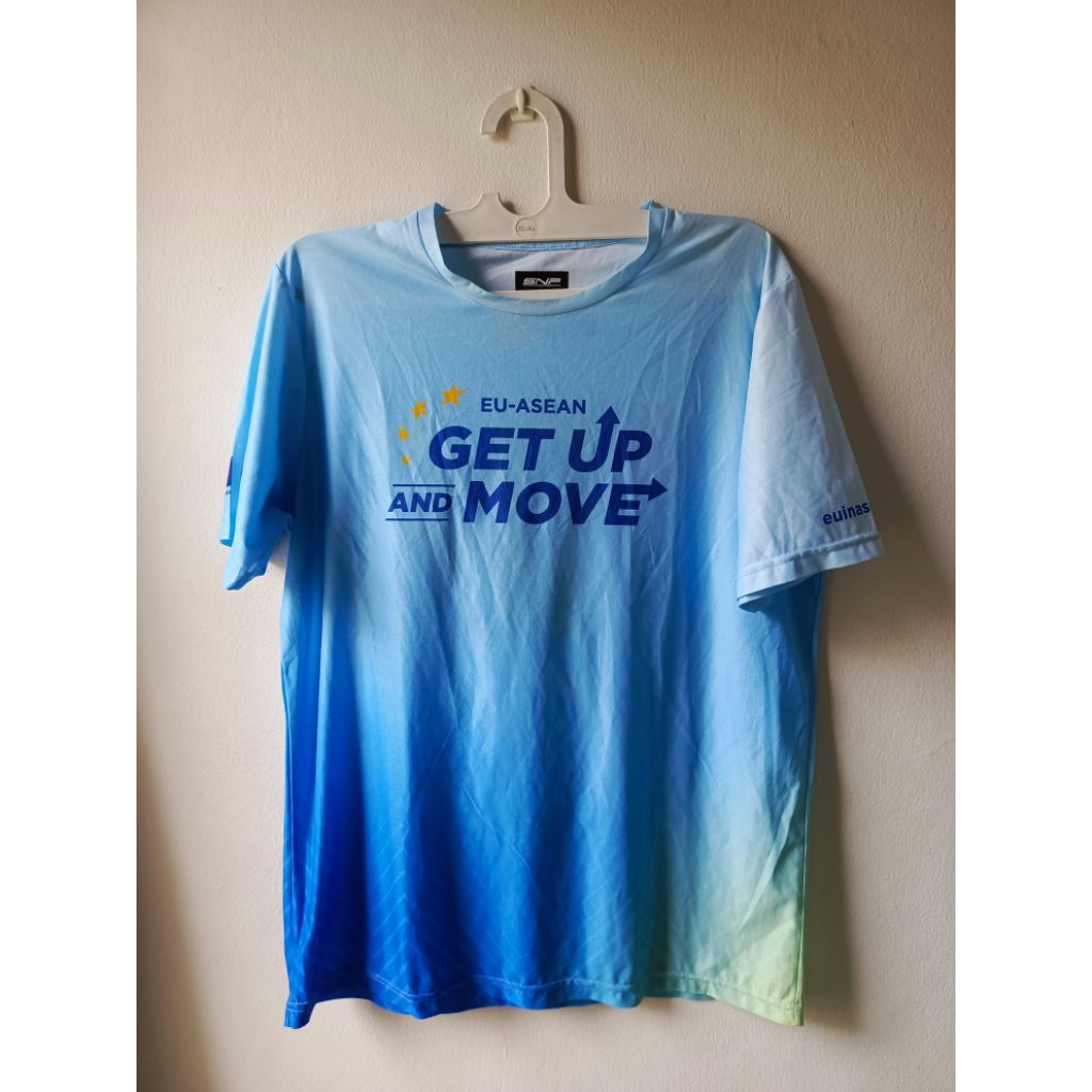 Pre-loved running event jersey