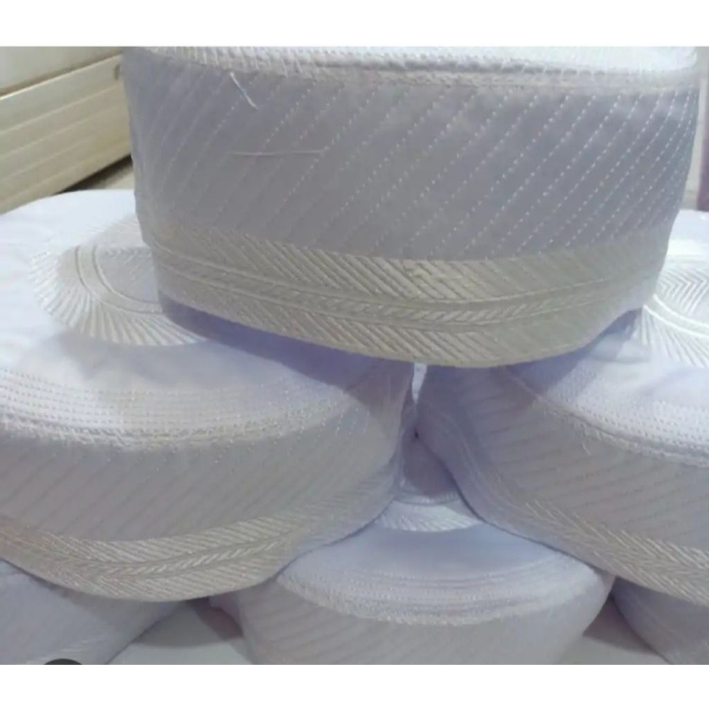 Kopiah putih merk bangladesh