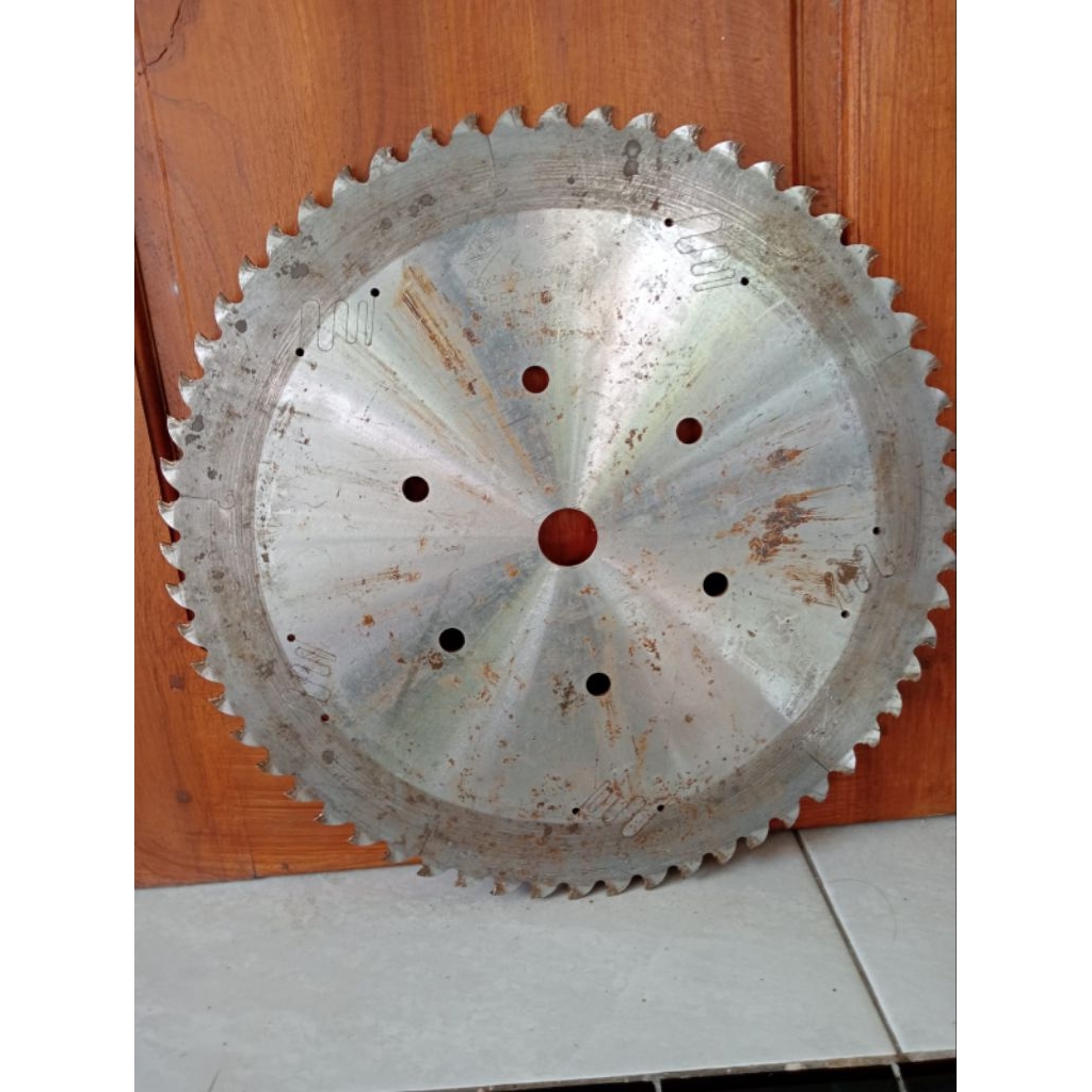 Piringan serkel bekas dim40 merek kanefusa