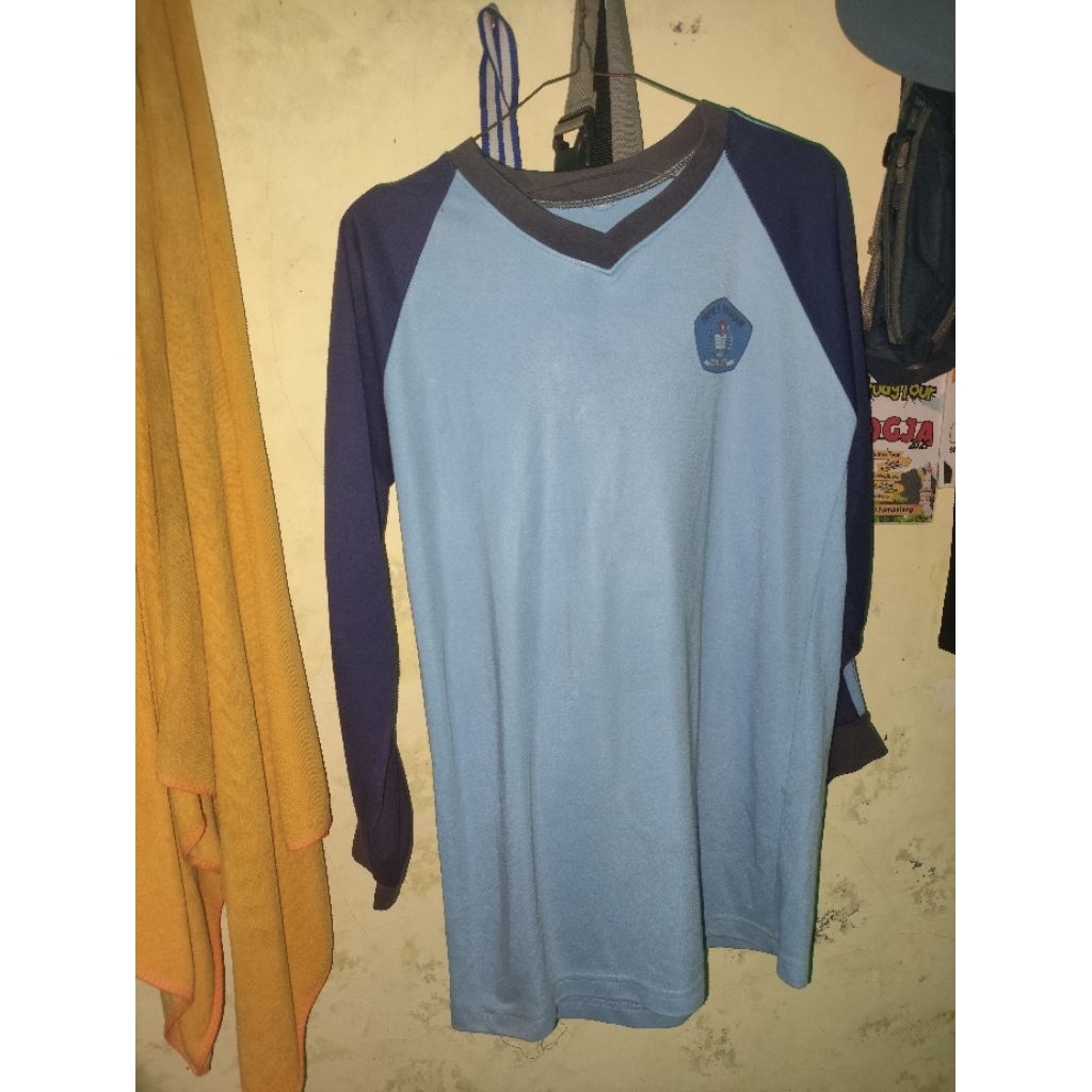 seragam olahraga smpn 1 sukatani