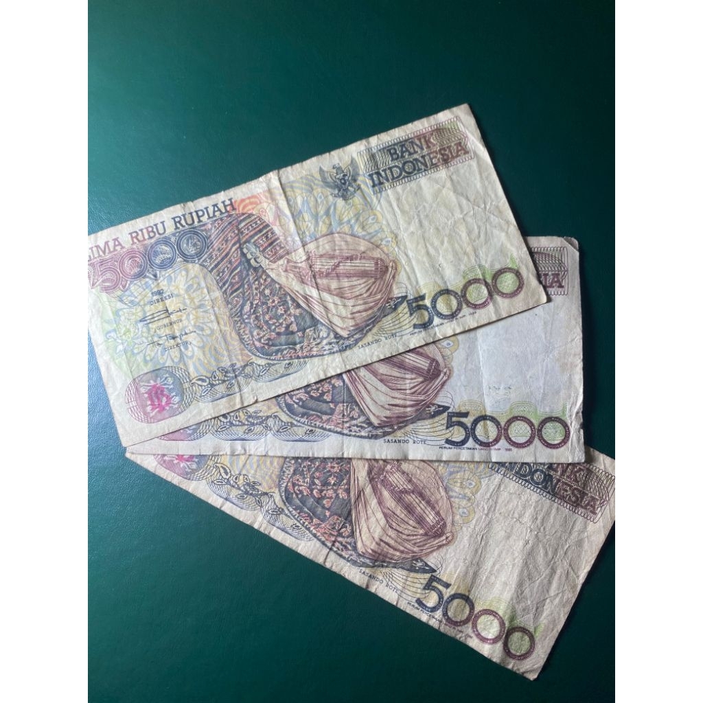 Uang Kuno 5000 Sasando