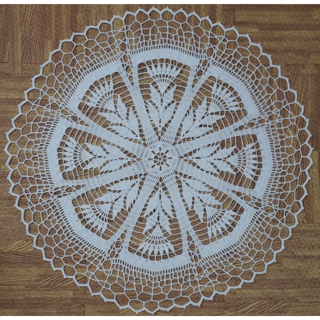 Taplak meja rajut handmade, taplak meja rajut bulat, taplak meja rajutan tangan