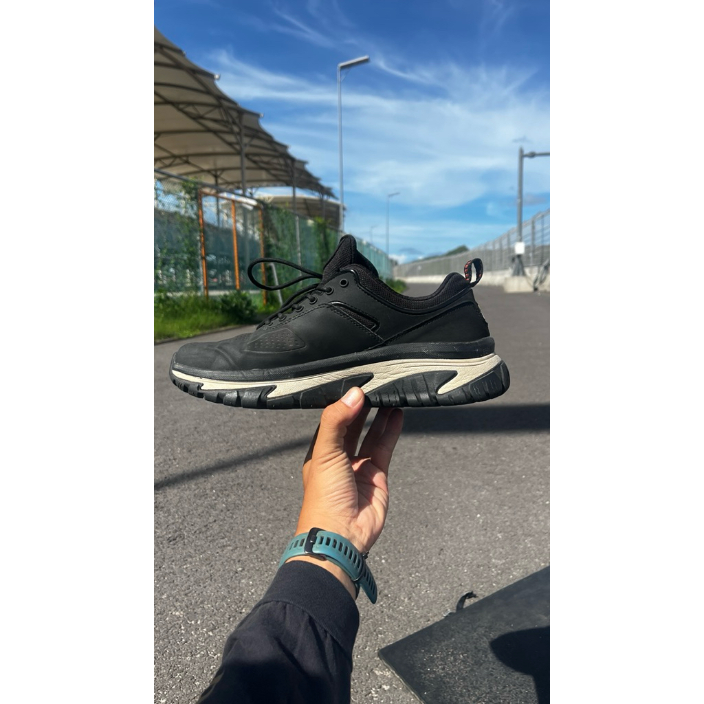 skecher arch fit road walker waterproof