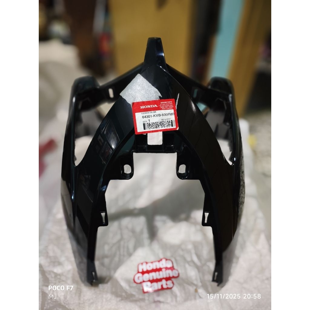 64301KVB930FMB / COVER FRONT / TAMENG VARIO KARBU LAMA / VARLA