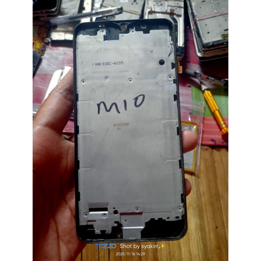 frame tatakan lcd Samsung m10 ORI copotan