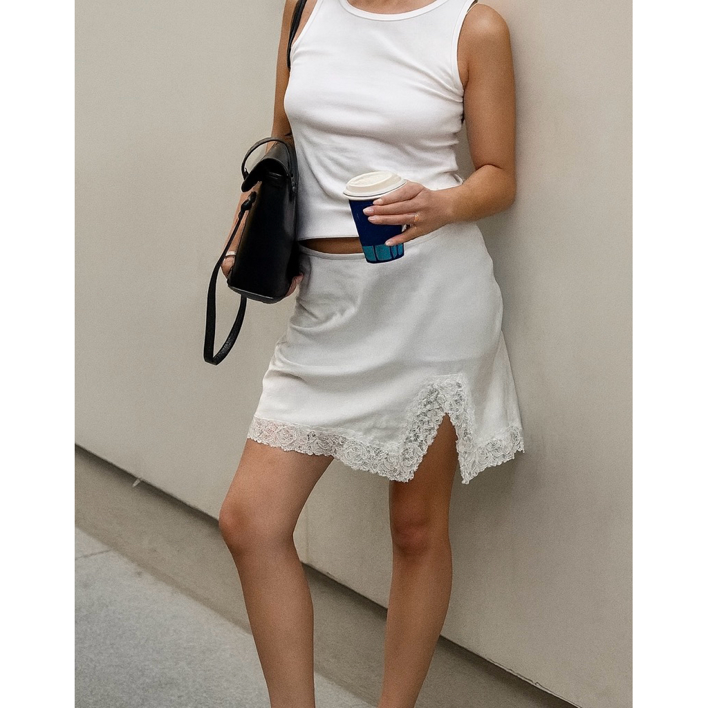 Hima - Satin Premium Mini Skirt With Lace Detail Rok Satin Mini Pendek Renda