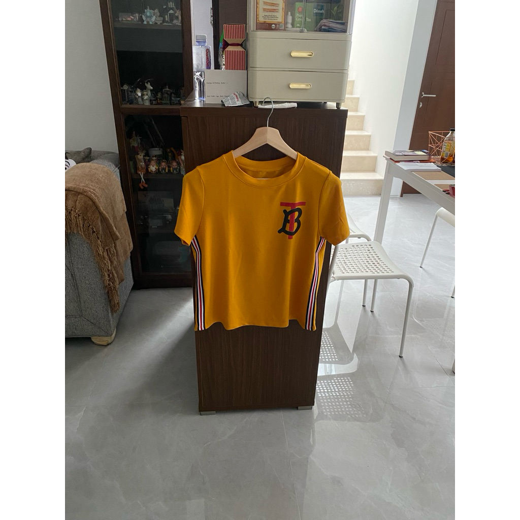 Kaos Wanita Benhill Kuning