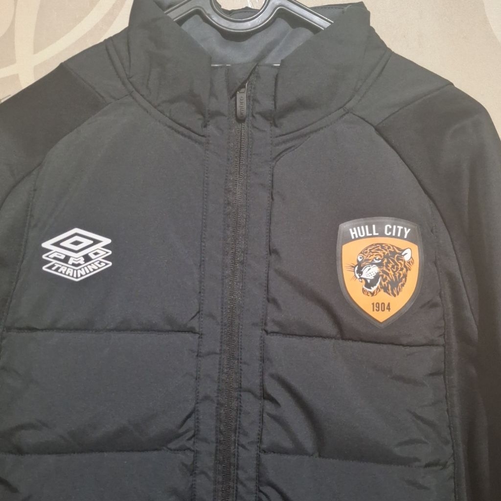 UMBRO hull city jacket baru tanpa hang tag