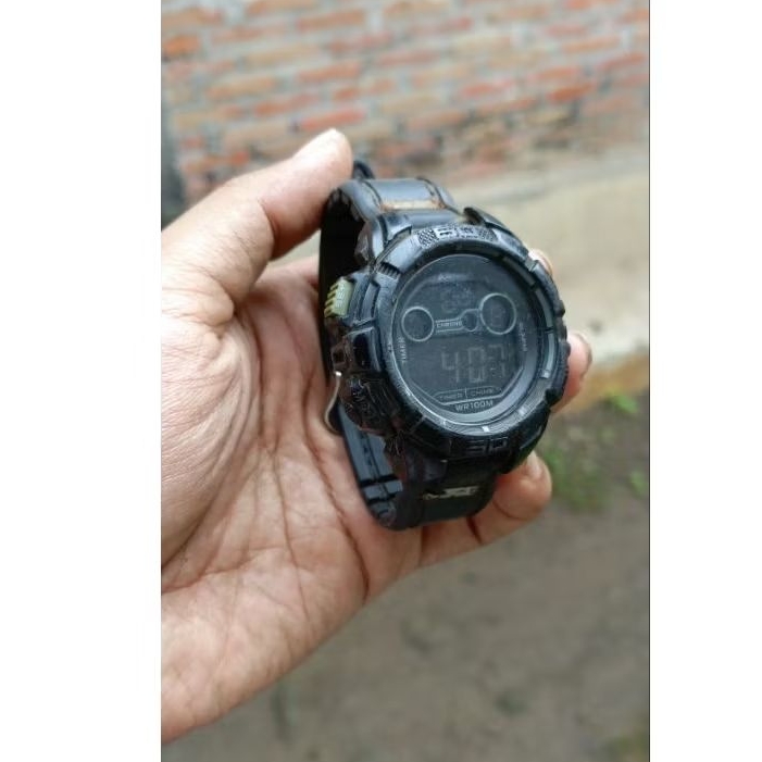 jam tangan eiger bekas