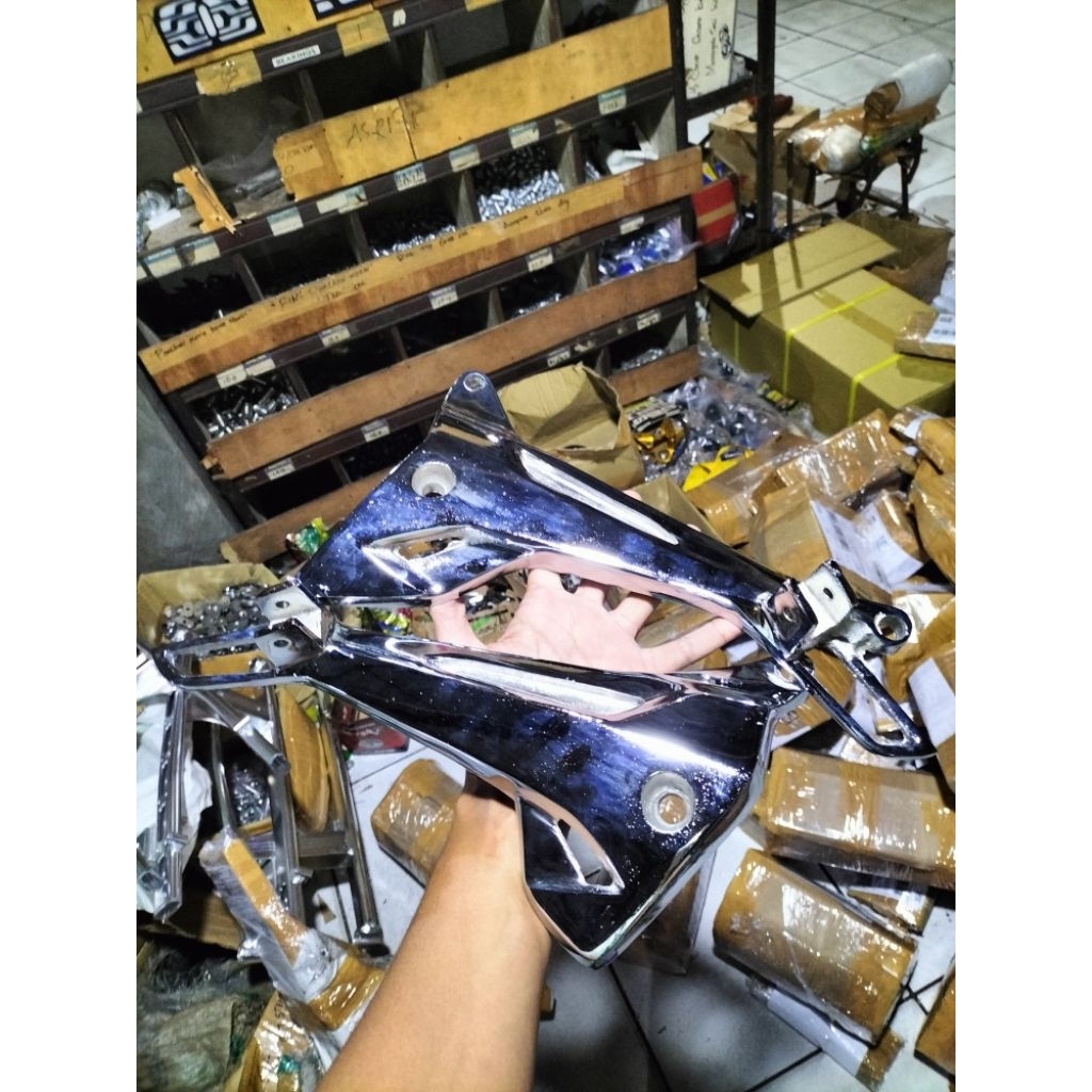 BOSTEP BELAKANG SUPRA FIT NEW SUPER TEBAL / STEP BELAKANG SUPRA FIT NEW CHROME