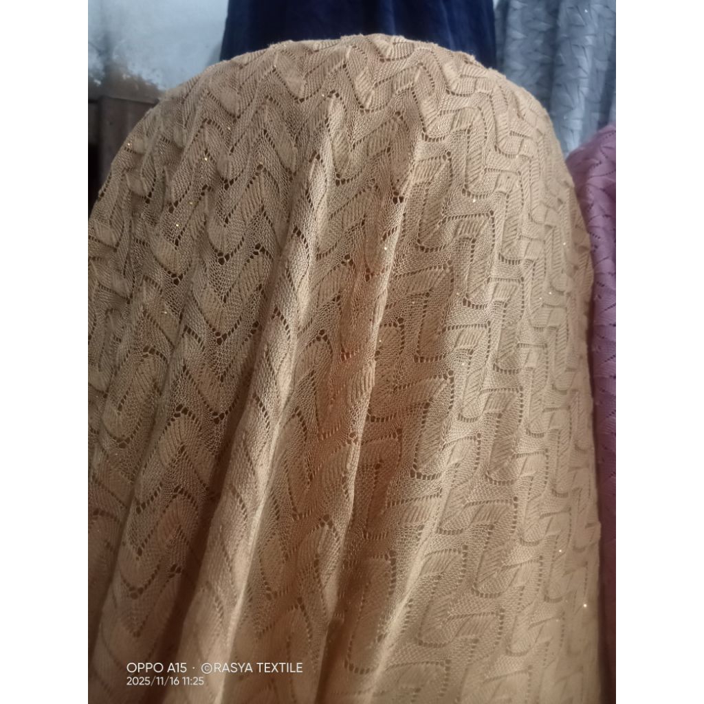 bahan brukat spandek bahan brukat spandek Korea bahan brukat spandek kembang bahan brukat motif baha