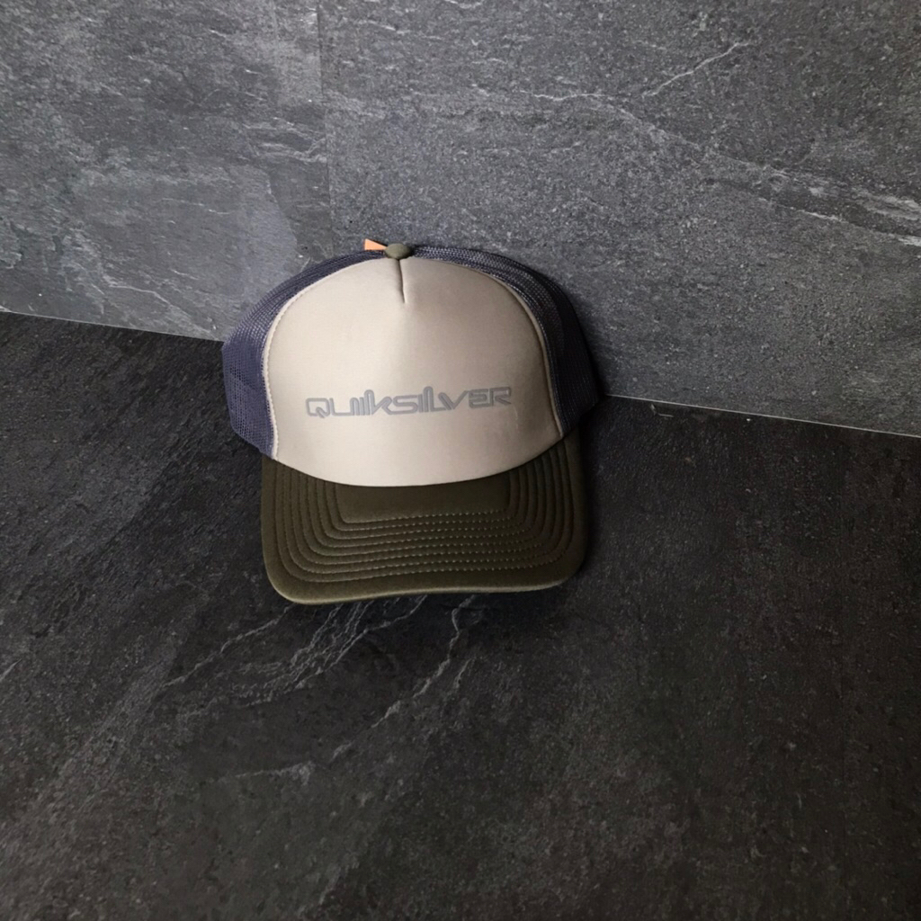 topi Quiksilver omni trucker original