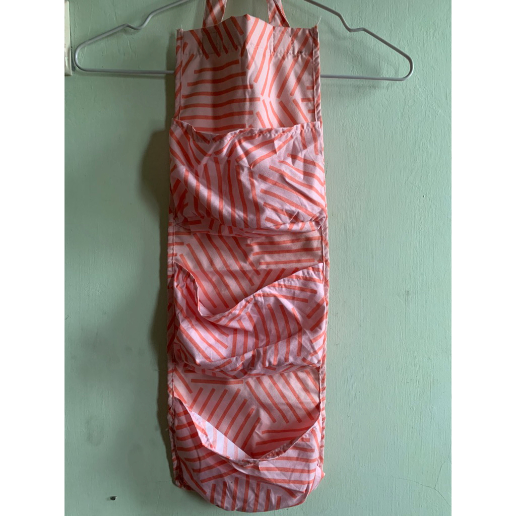 Preloved Rak Susun Kain Dinding
