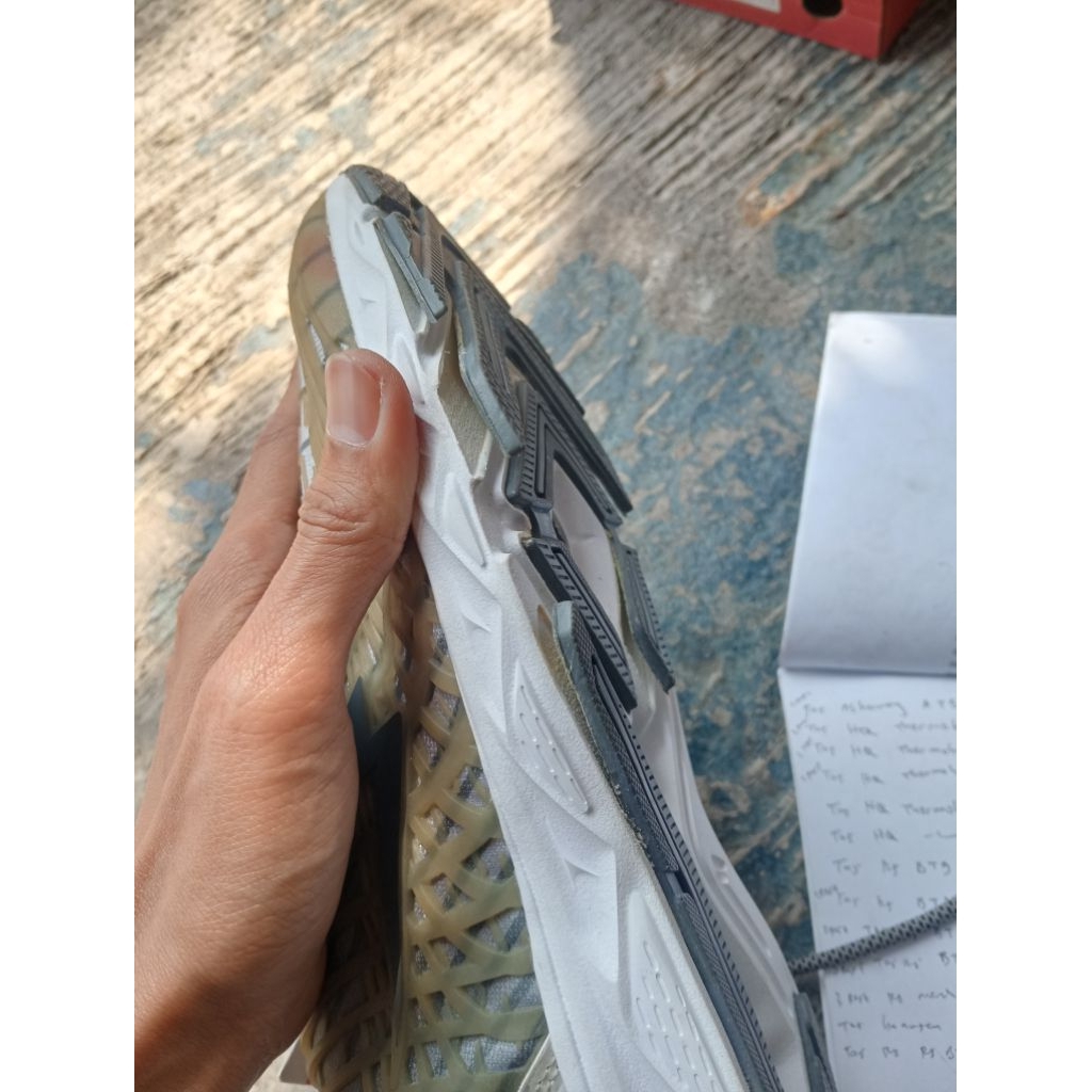 sepatu running eagle ronin minus