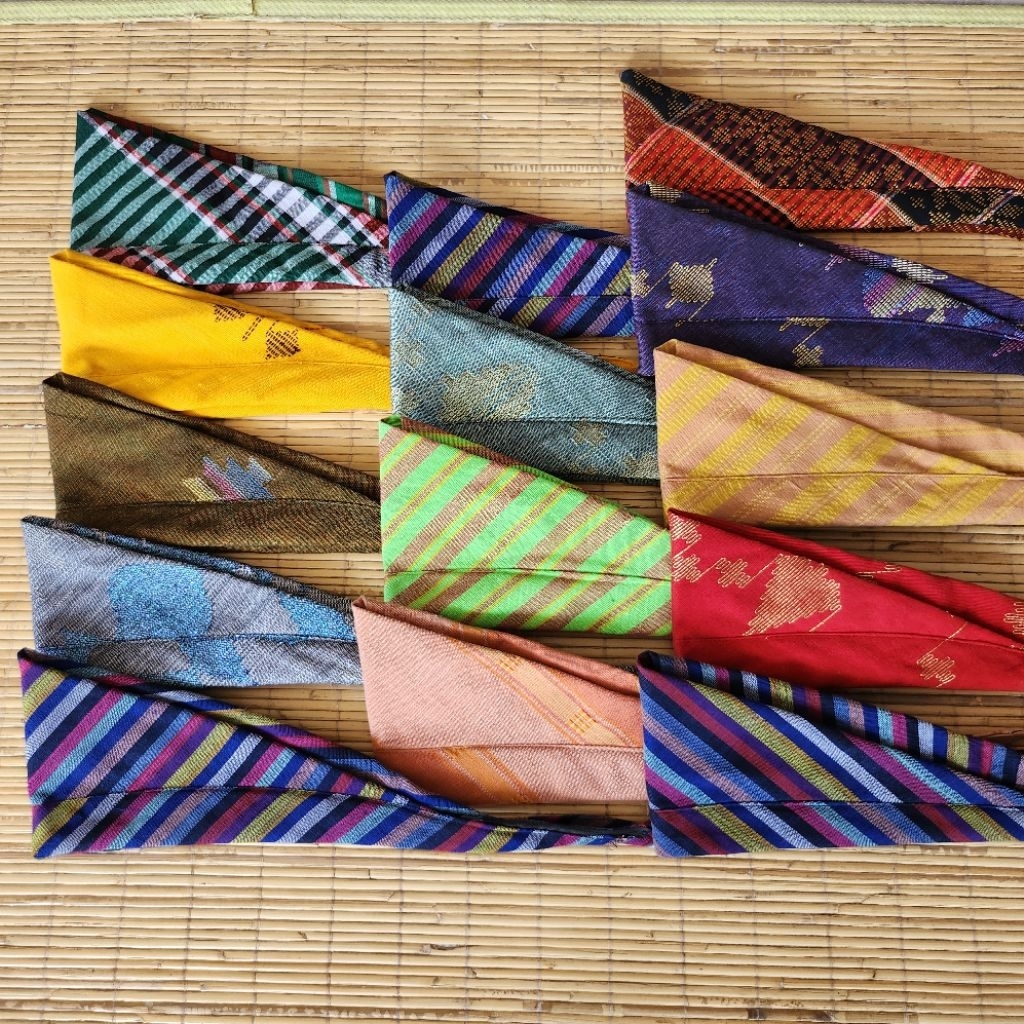 Sambolo Khas Bima Asli Bahan Tebal - Banyak Pilihan Warna & Motif