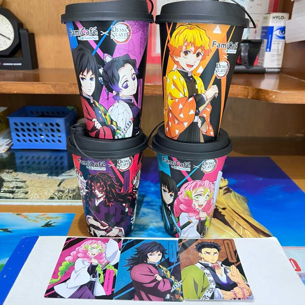 (Gratis Card) Official Cup Gacha family mart demon slayer Gelas photocard gachapon bandai keychain a