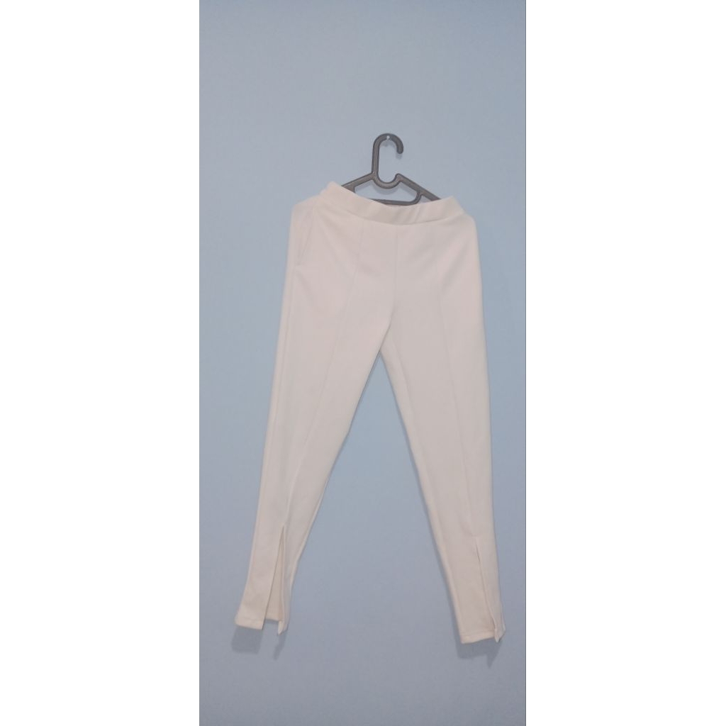 preloved celana scuba