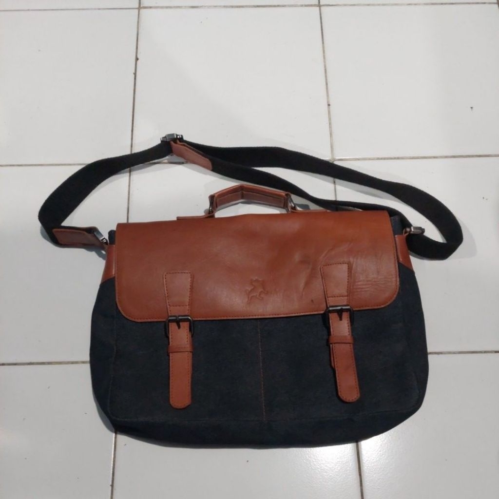 Tas Lois Original // Tas Selempang Kulit Lois Original // Messenger Bag Pria Lois Original