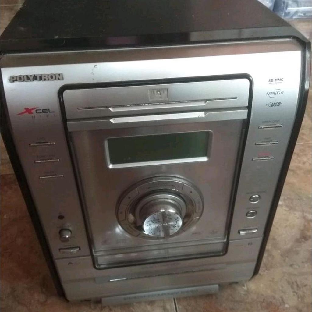 dijual polytron polytron Tape deck radio Polytron XL 2100 berfungsi sebagai radio normal , kaset pit