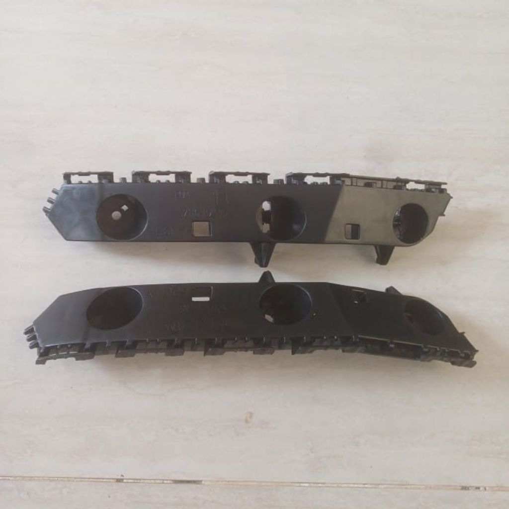 breket bemper mobil calya sigra original