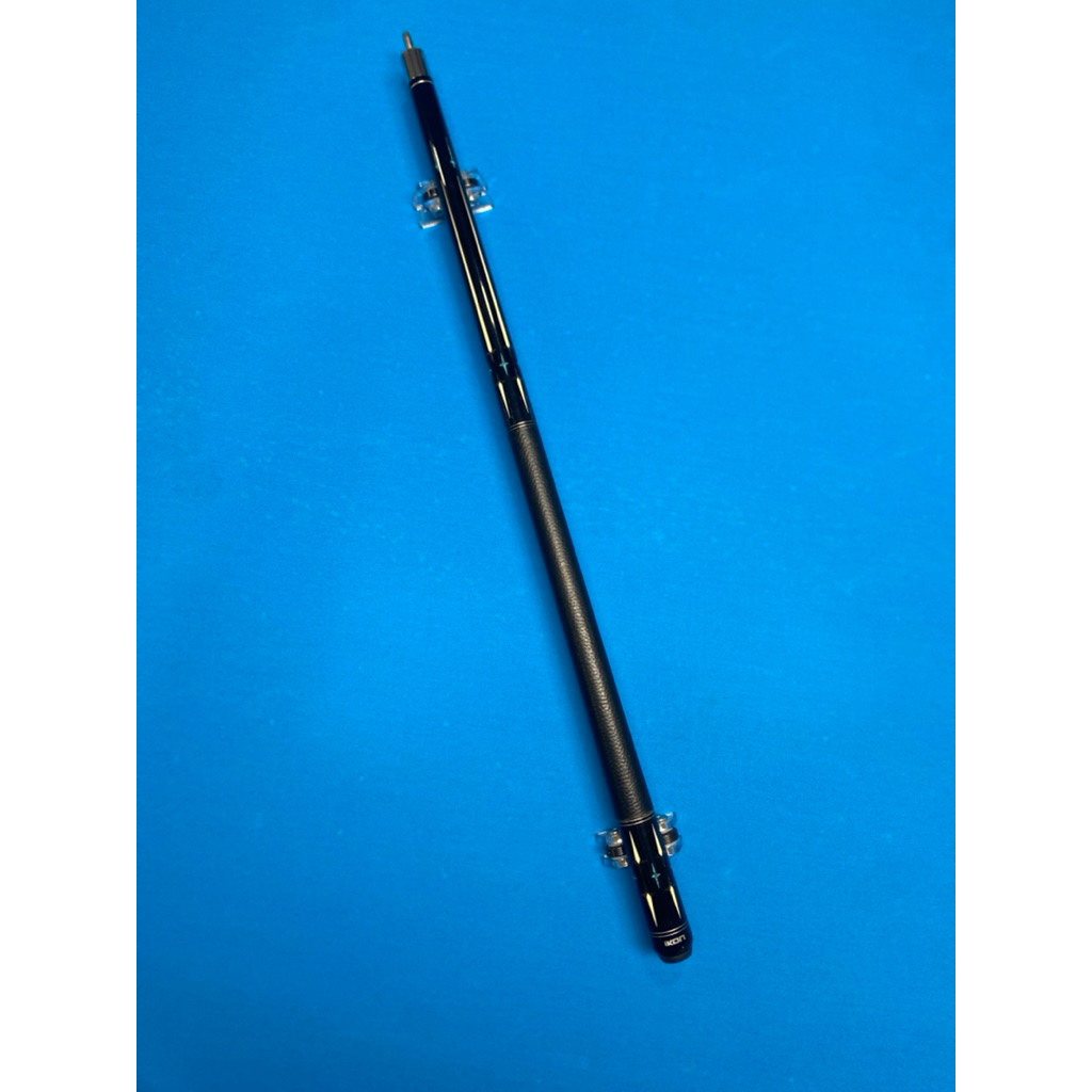 Butt Billiard Predator IKON 2-5 (Ikon series)