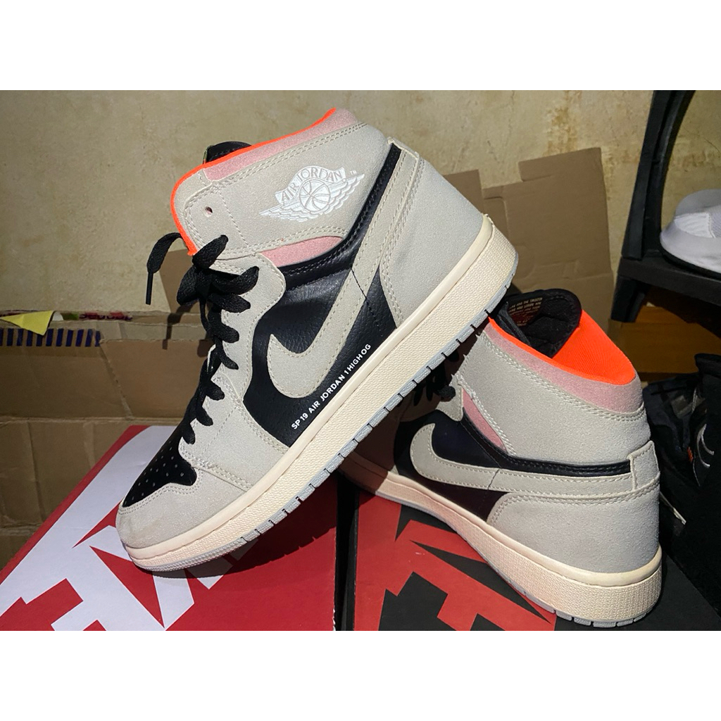 aj1 size 42/26,5 second
