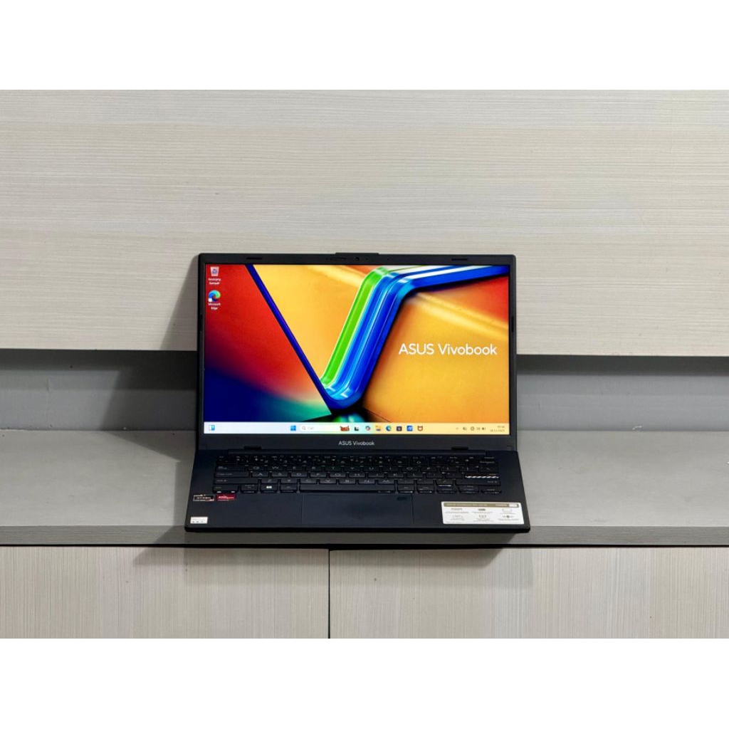 LAPTOP SLIM ASUS VIVOBOOK GO 14/15 E1404FA R5-7520U AMD RADEON