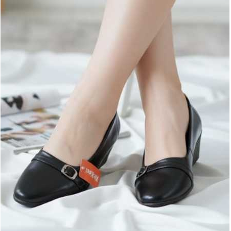 Sepatu Pantofel Wanita Hak 5cm