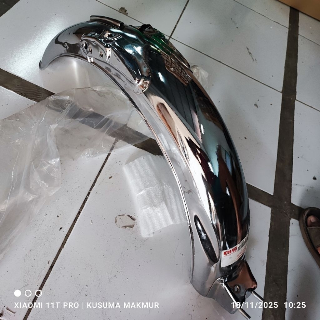 Spakbor belakang honda CB 125 crom. ThreeStar
