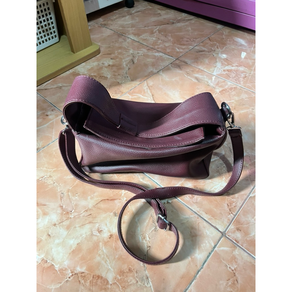 PRELOVED TAS SELEMPANG BURGUNDY HANDBAG MURAH