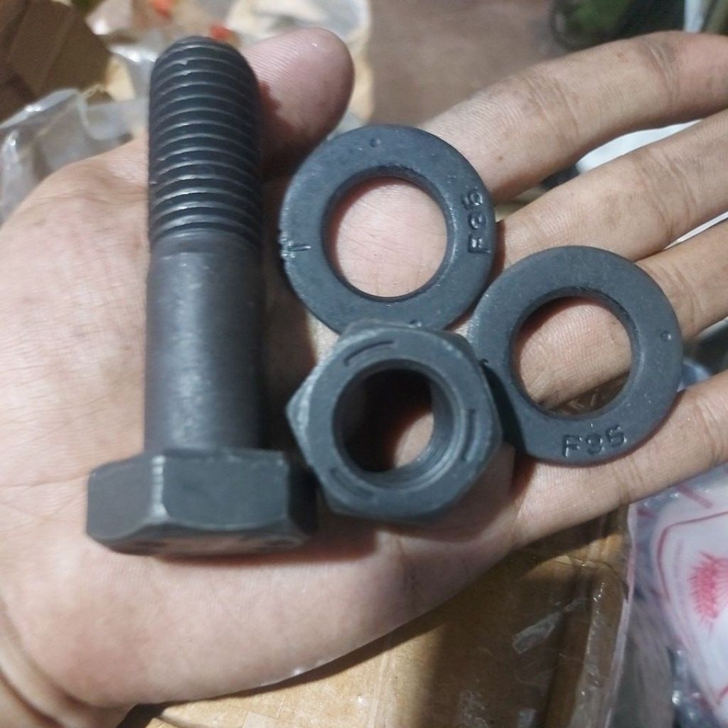 Baut Baja F10T M20x75 Set Double Ring High Tensile Bolt F10T M20x75 Set Double Washer