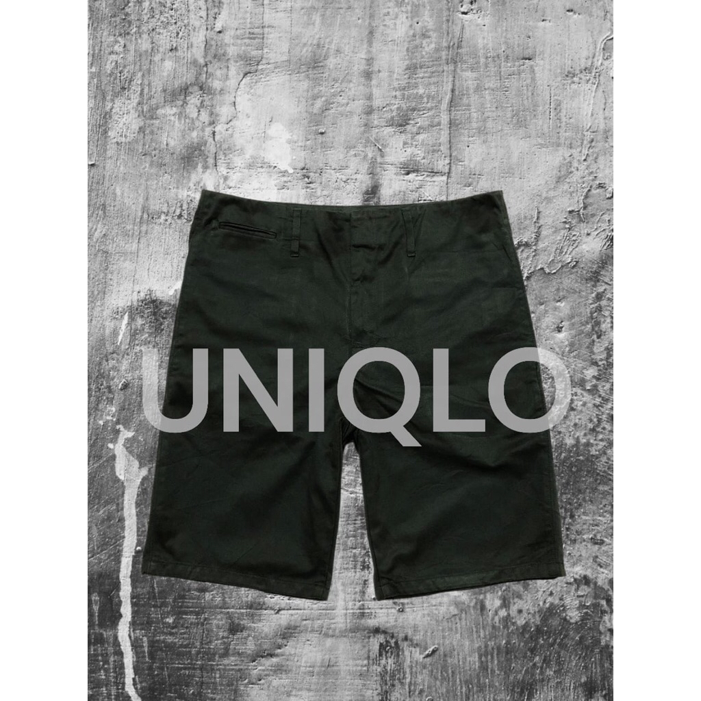 Short pants keren UNIQLO bahan kanvas warna pekat keren second preloved
