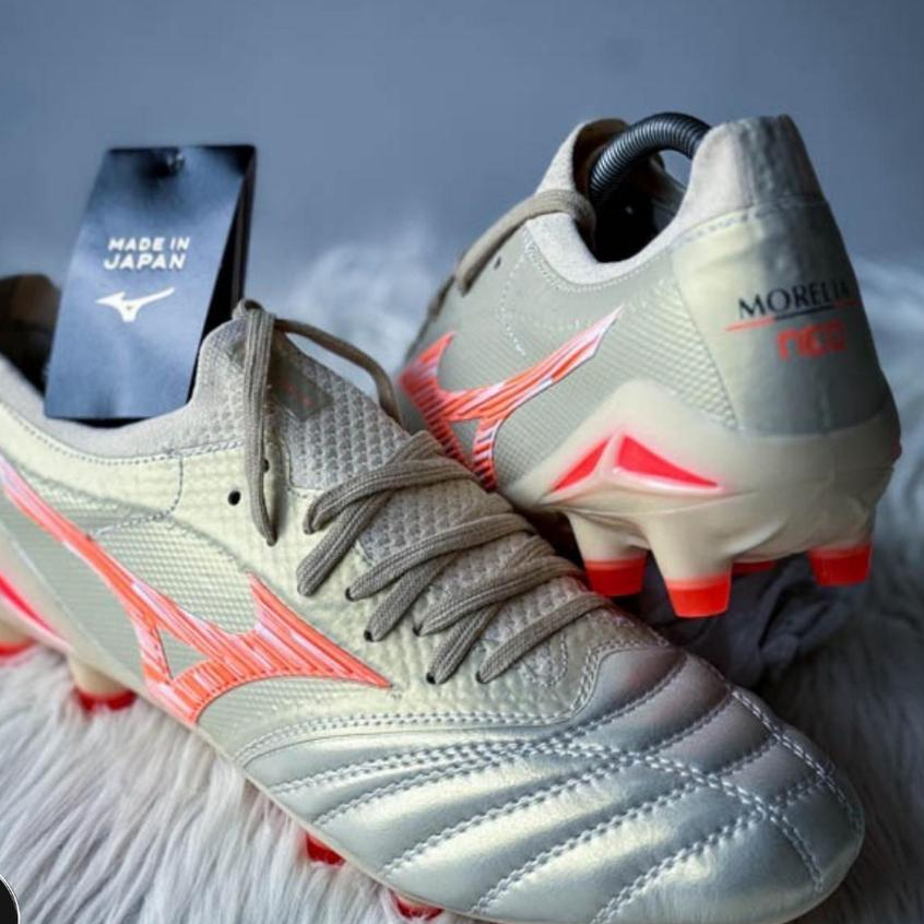 SEPATU BOLA MIZUNO MORELIA NEO 3 BETA