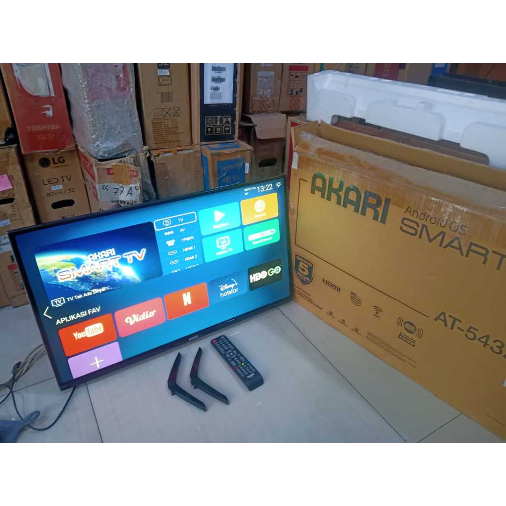 TV LED AKARI 32IN SMART TV Sudah Youtube Digital TV Kondisi bekas pemakaian masih segel 5209F