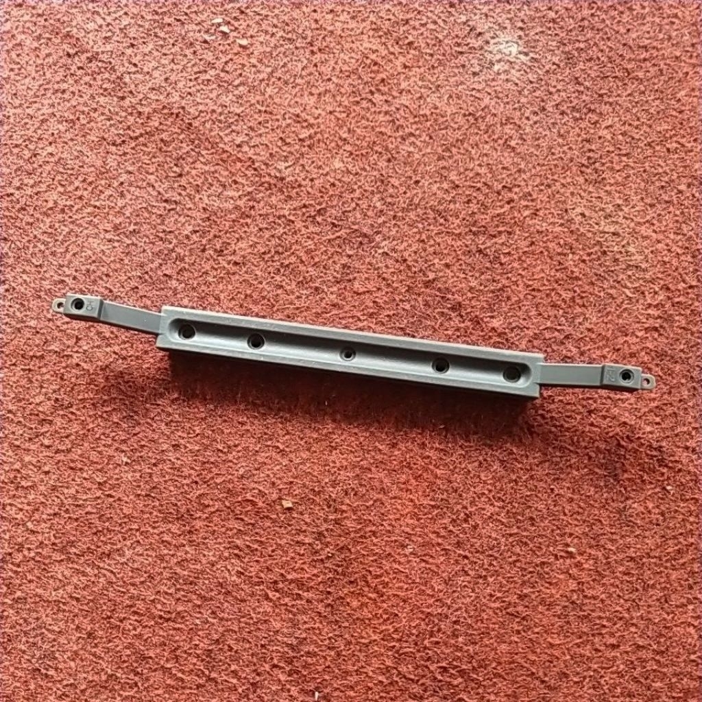 penutup engsel axioo chromebook LI9B