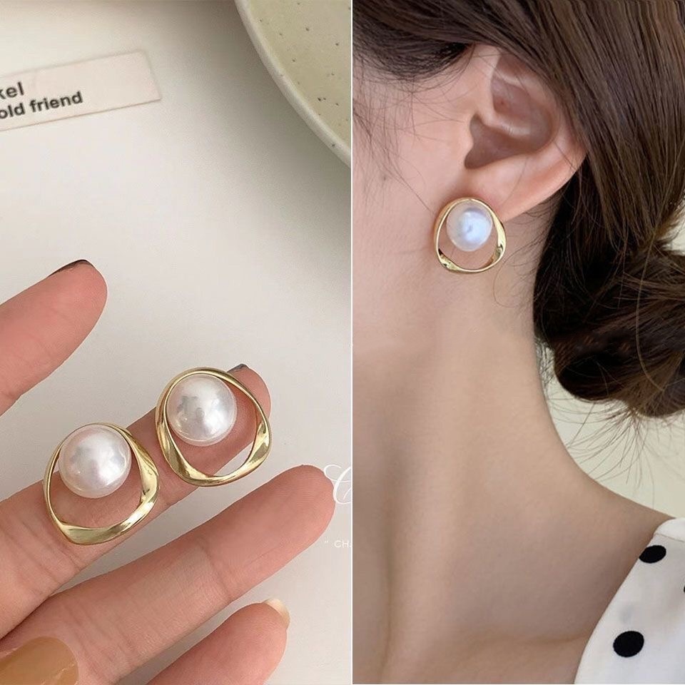 Anting Korea tusuk titanium anting wanita anting bulat giwang mutiara RETRO AKESORIS