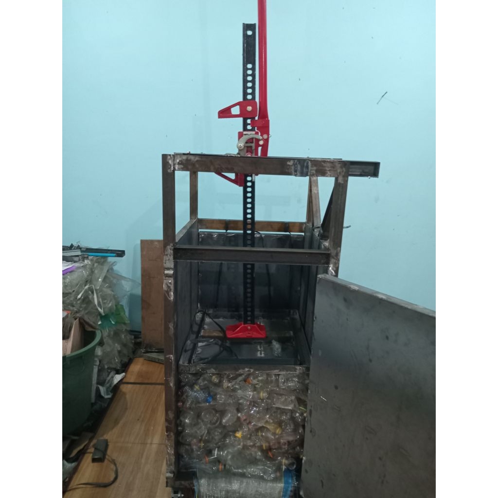 Alat Press serbaguna- PRESS KARDUS DAN BOTOL