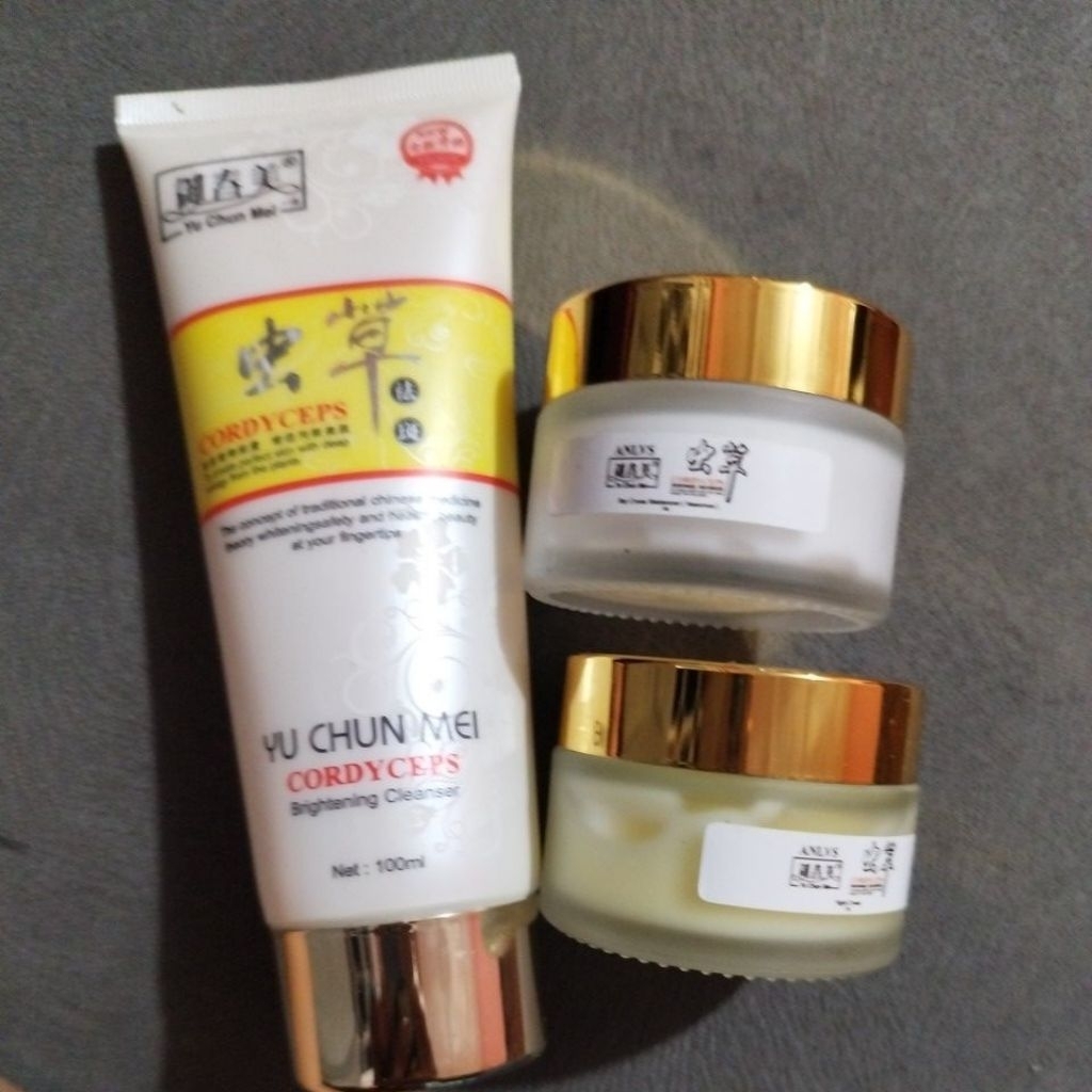 3 pcs.krim siang malam anlvs yu chun mei dan cleanaer putih yu chun mei.cordyceps.original.hci